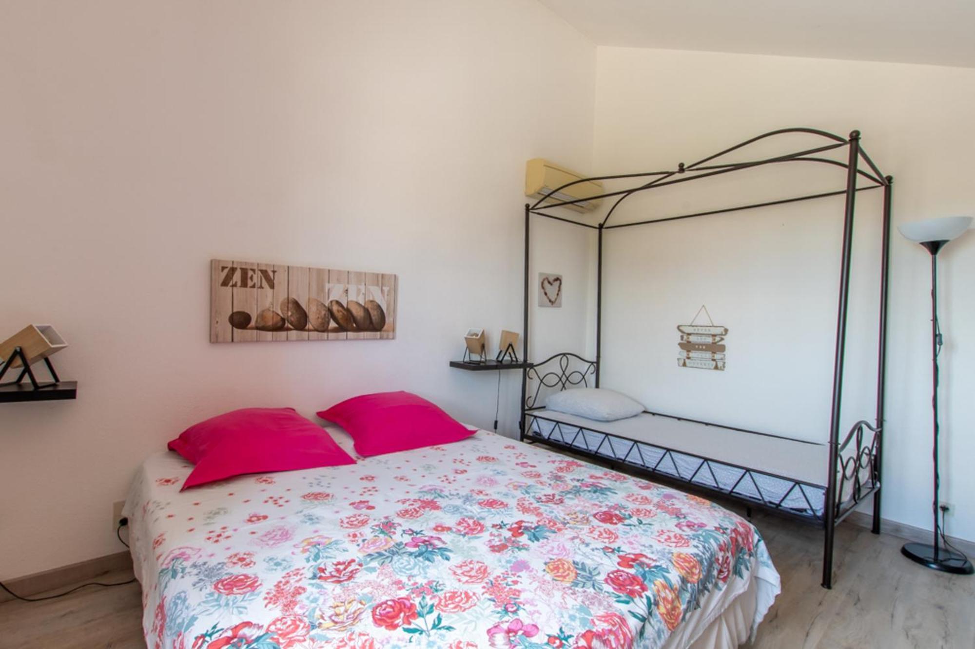 Villetelle Les Bougainvillees De Camargue חדר תמונה