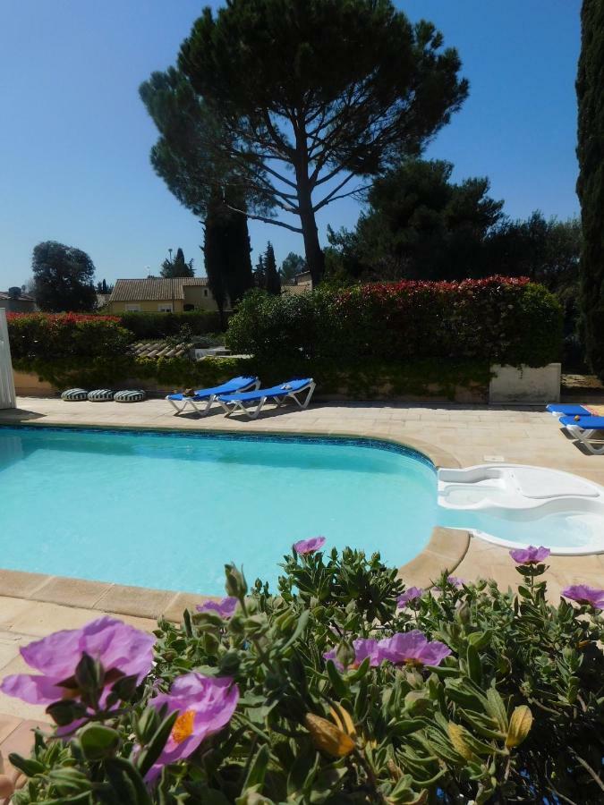 Villetelle Les Bougainvillees De Camargue מראה חיצוני תמונה
